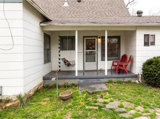 809 N Madison St, Siloam Springs, AR 72761