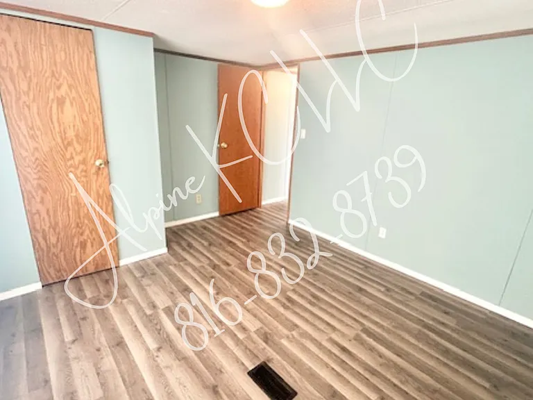 5601 SW Lakefront Ln S #8 — Photo 6