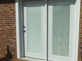 116 Center Dr, Greer, SC 29651