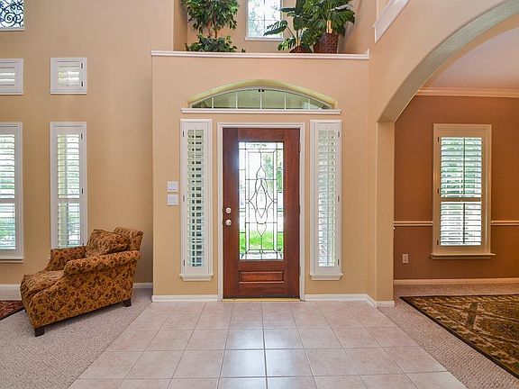 2nd image of 1419 Stone Canyon Dr