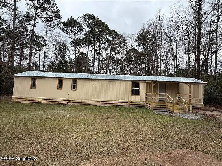 1222 White Dr N #E — Photo 2