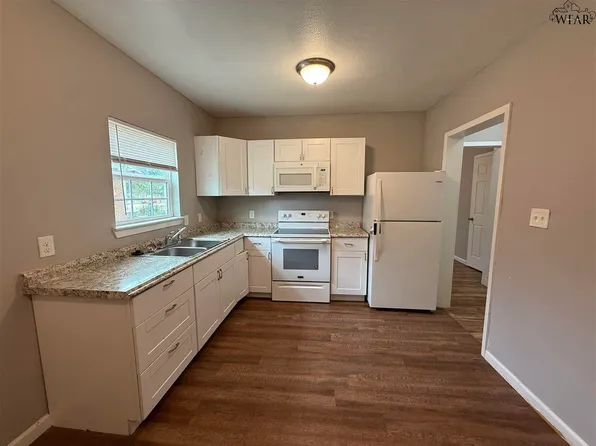 1102 Bluff St, Wichita Falls, TX 76301