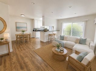 2030 Holly Dr #5A, Los Angeles, CA 90068