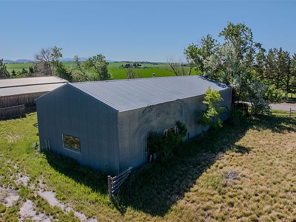 4th image of 77 Fritsche Ln