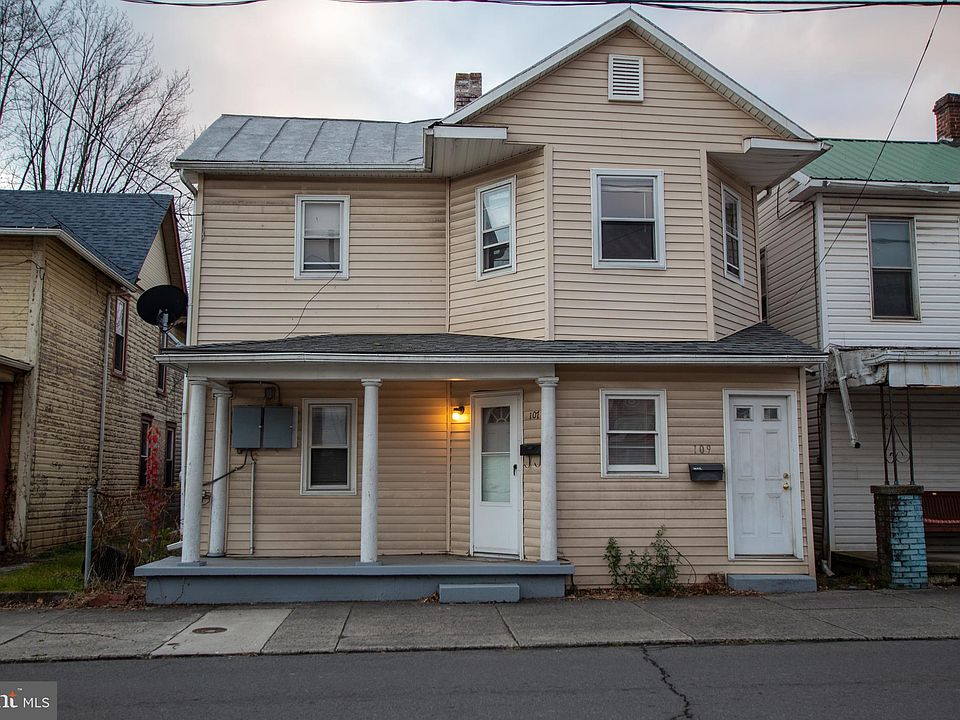 1st image of 107 W Piedmont St
