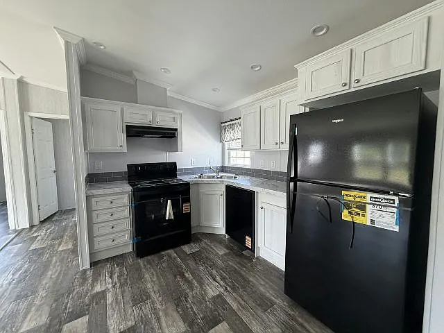 3 bed, 2.0 bath, 960 sqft, $2,100 — Photo 4