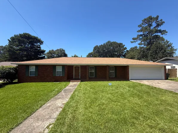 2000 Ridgewood Dr, Columbia, MS 39429