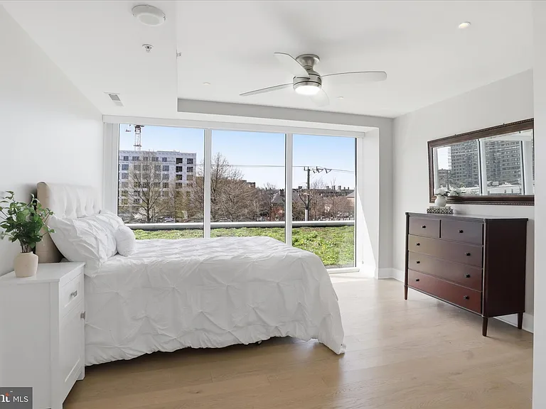 925 N Fairfax St #311 — Photo 20