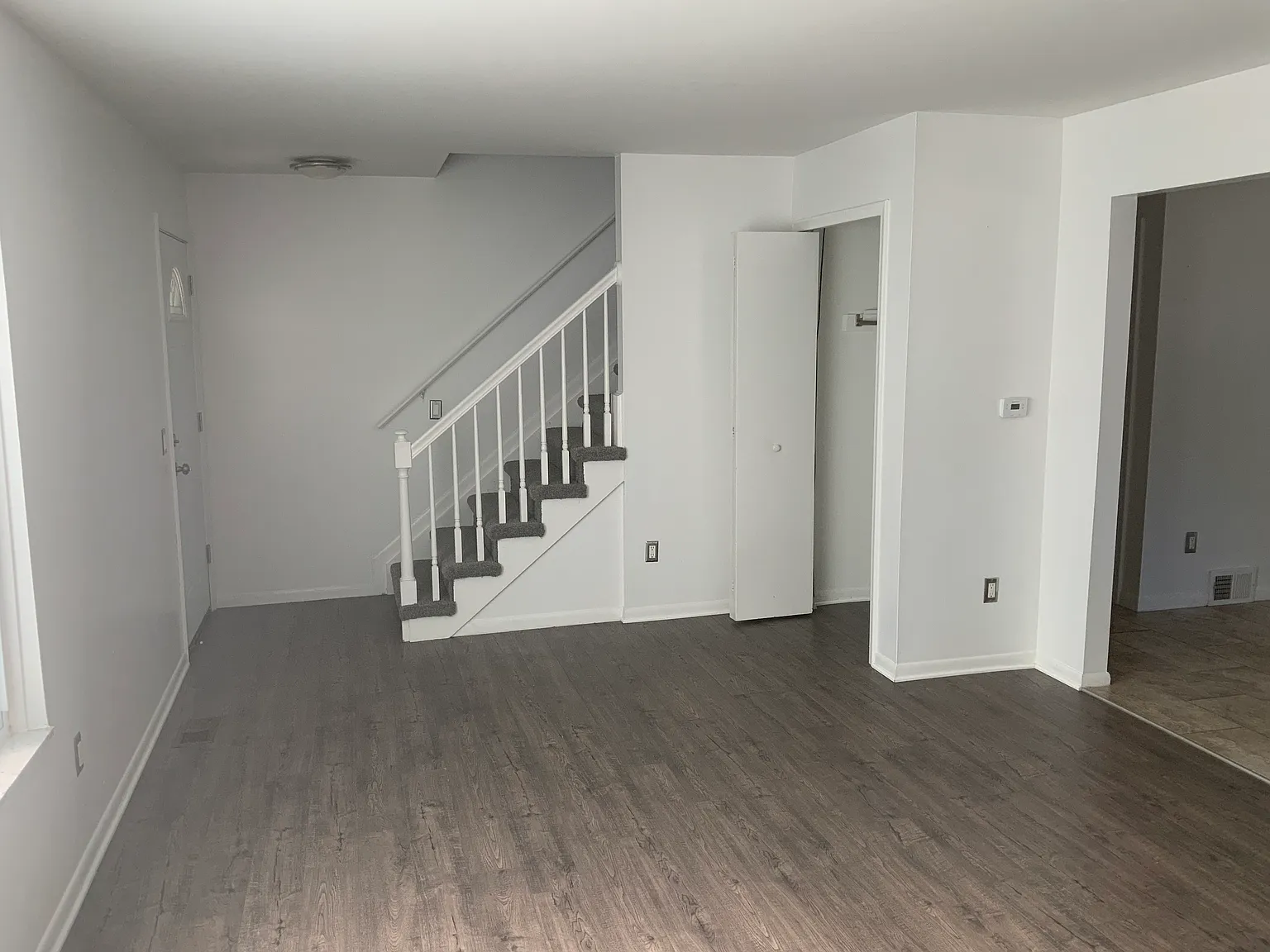 2 bed, 1.5 bath, 1288 sqft, $1,695 — Photo 4