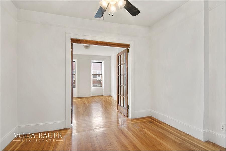 2nd image of 233 E 89th St APT 1E