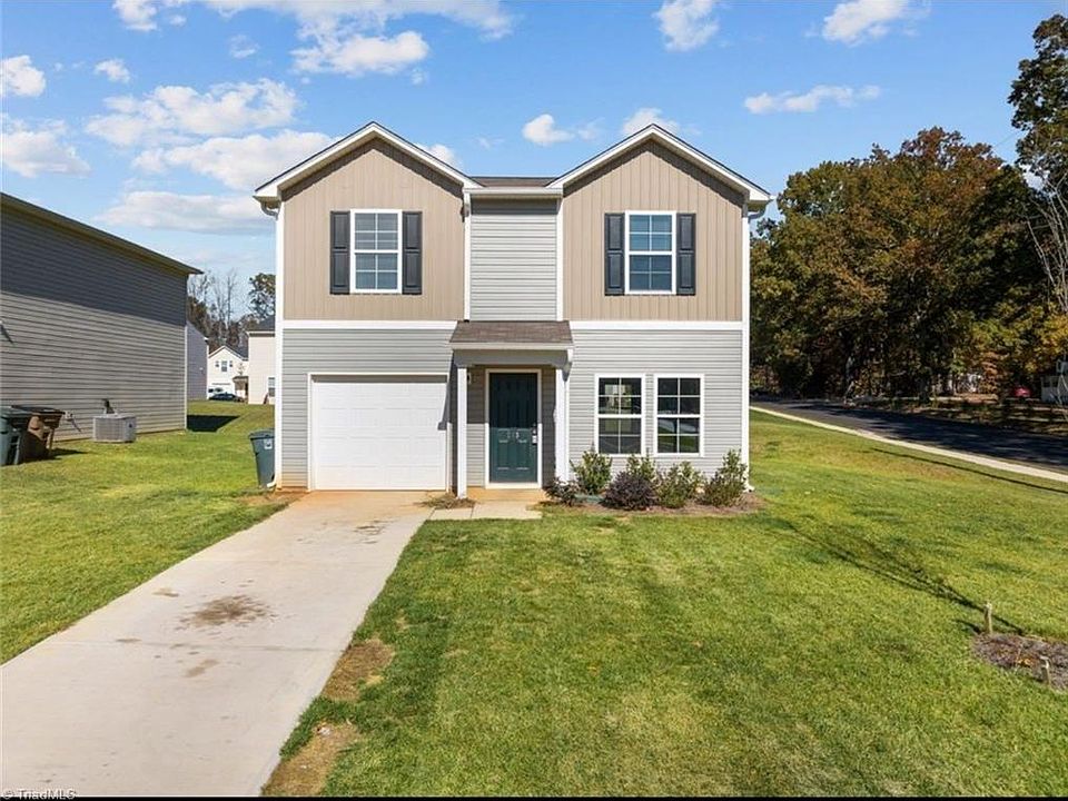 1st image of 213 Pleasant Willow Pl