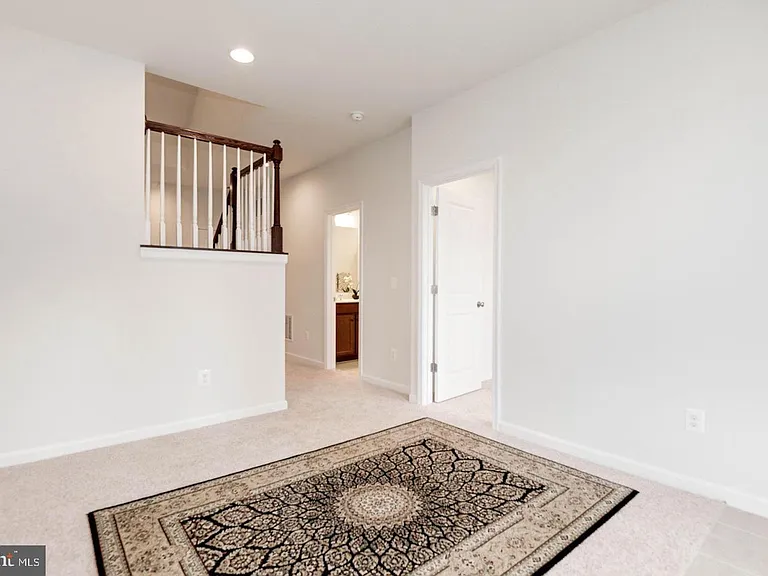 42482 Dogwood Glen Sq — Photo 3