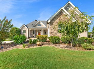 134 Yorkshores Ln, Hartwell, GA 30643