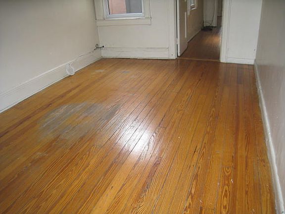 3rd image of 34-44 43rd St #3A