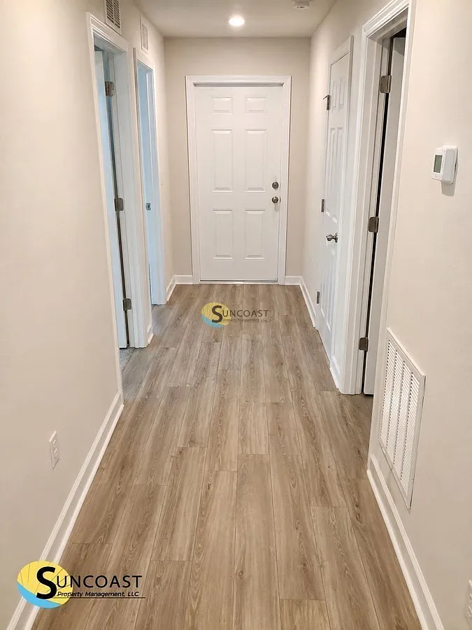 Beautiful 3BR Home with Private Garage — Photo 2