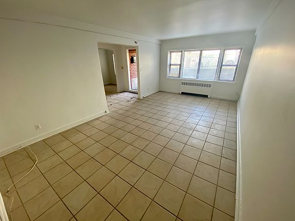 2nd image of 11 Quinby Ave #11A
