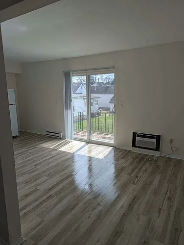 23 S River St #7 Photo 1