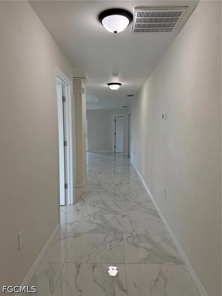 2 bed, 2.0 bath, 1191 sqft, $1,850 — Photo 2