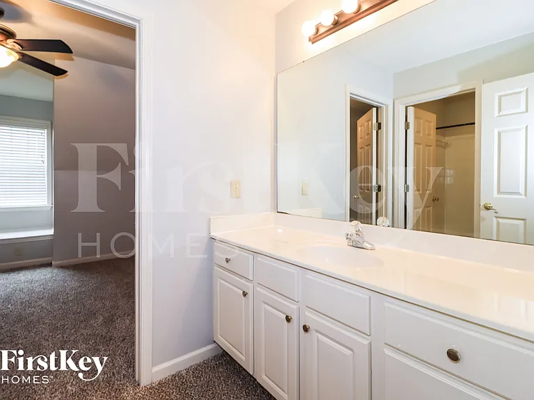 1311 Rain Hollow Cir W — Photo 14
