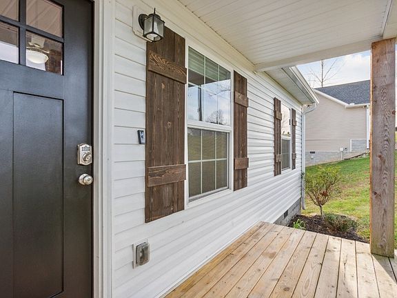 2nd image of 561 Skyview Dr