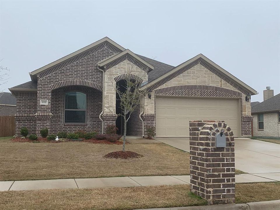 2nd image of 222 N Star Ln