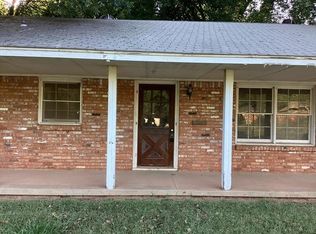 1119 N Walker Dr, Guthrie, OK 73044