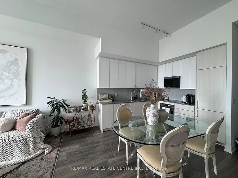 2481 Taunton Rd #308 — Photo 10