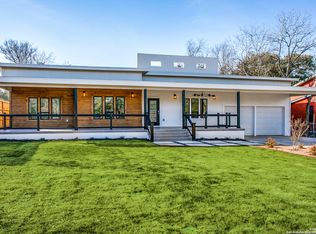6807 N Vandiver Rd, San Antonio, TX 78209