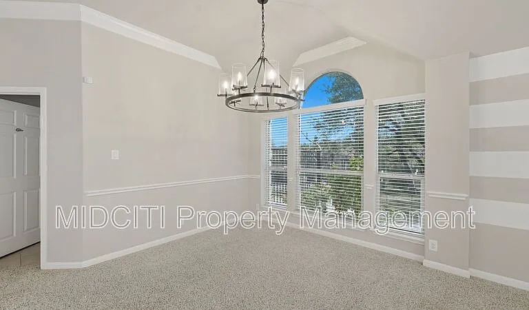 842 Santa Cruz — Photo 21