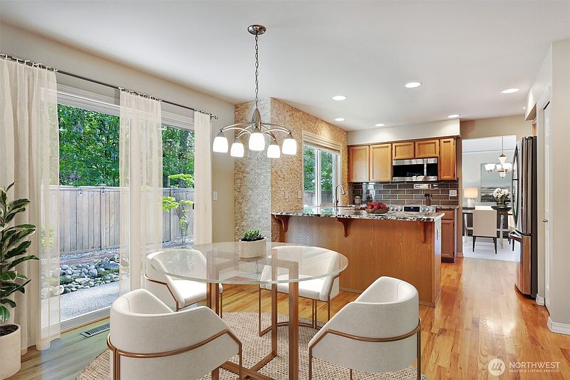 4th image of 7115 NE 167th Street
