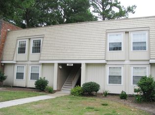 360 Colony Pines Ct APT 201, Virginia Beach, VA 23452