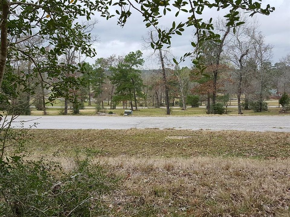 1st image of 39 Hillsborough Dr