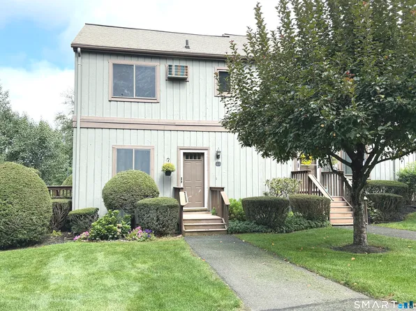 11 Acorn Lane #11, Brookfield, CT 06804