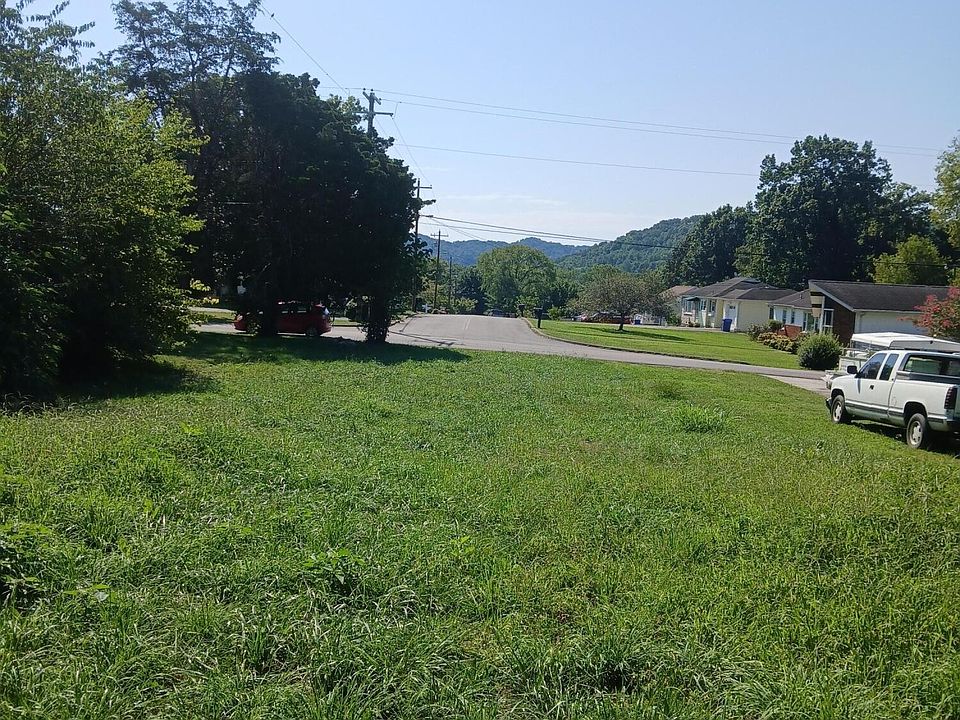 2nd image of 814 Hendrickson St Lot 212
