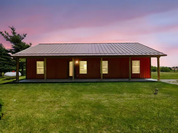 1674 Brock Rd NE, Bloomingburg, OH 43106
