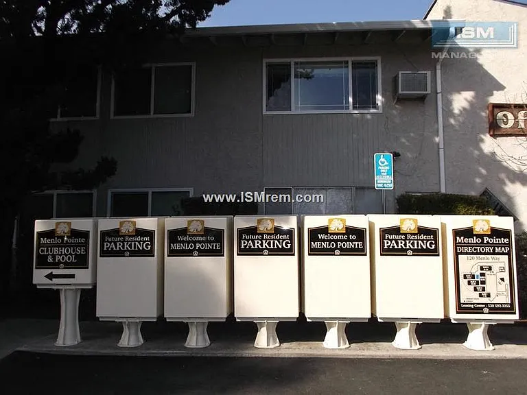 Menlo Pointe — Photo 33