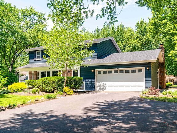 2nd image of 16888 W Orchard Valley Dr