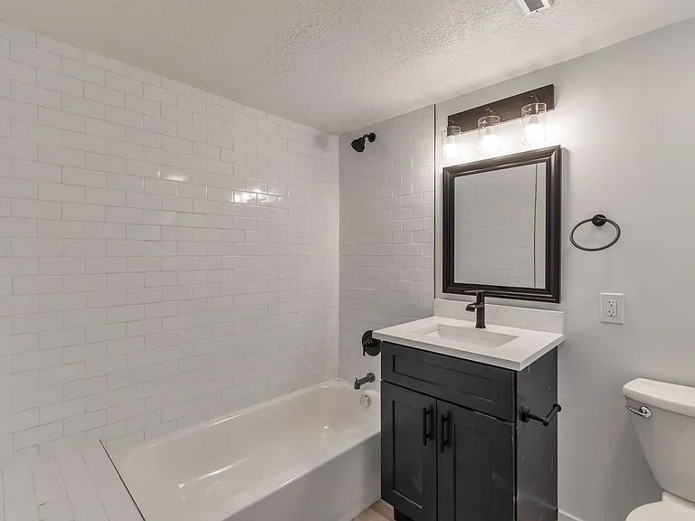 2638-2642 S 800 E — Photo 10