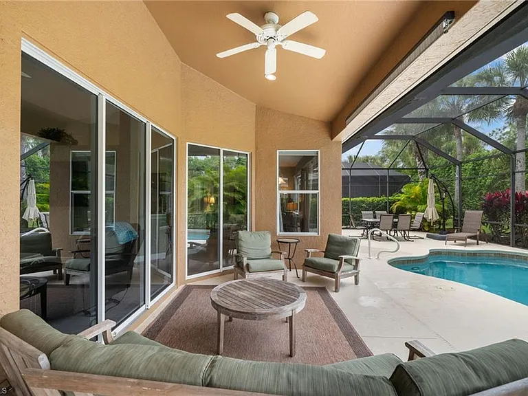 8888 Mustang Island Cir — Photo 18