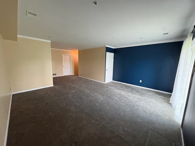 304 Huntington Ct #62 — Photo 22
