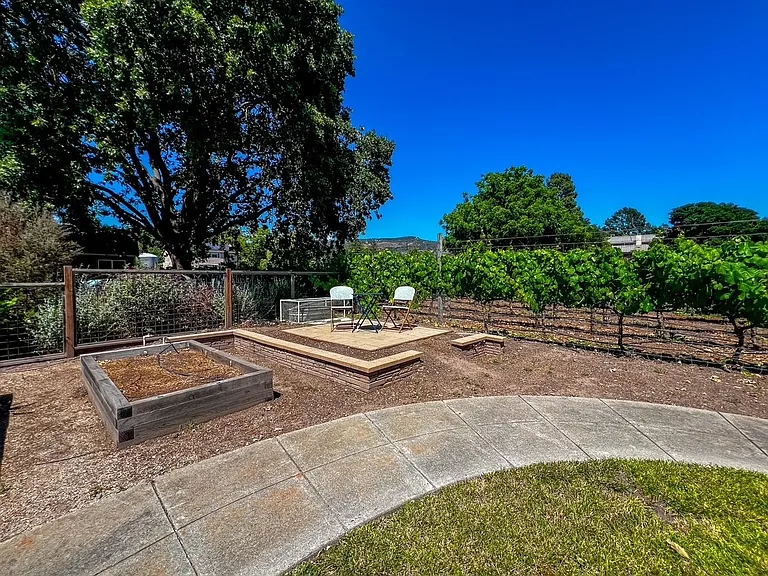 1022 Berry Ln — Photo 62
