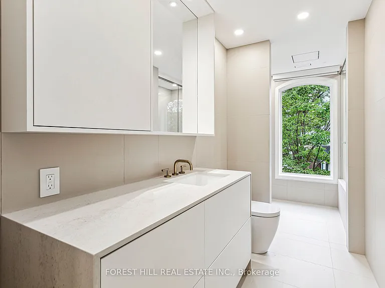 55 Hazelton Ave — Photo 15