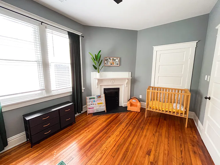 127 N Jefferson St — Photo 29