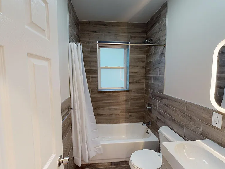 90 Bristol St #1 — Photo 14