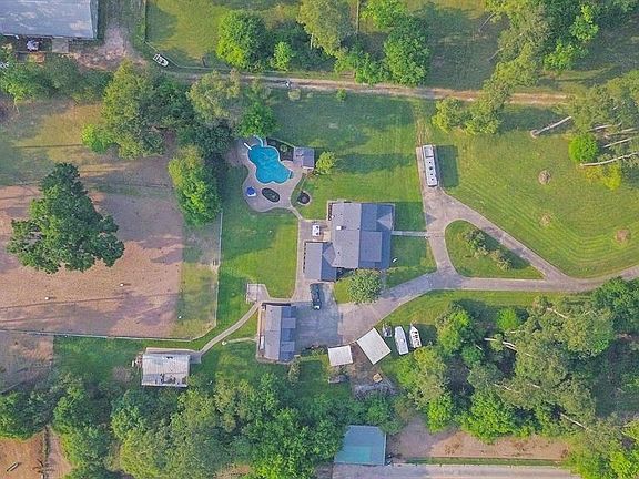 4th image of 1423 Neal Dr