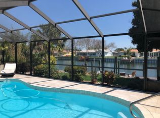 4490 38th Way S, Saint Petersburg, FL 33711