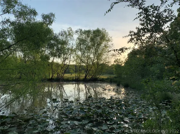 7 County Rd #1610, Talihina, OK 74571