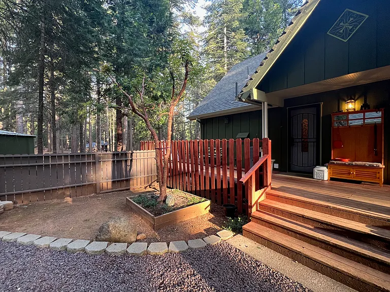 Photos of deck around the entire home 360 degree