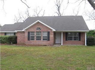 1704 Cahaba Cir, Pensacola, FL 32526