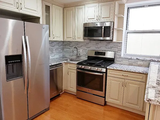 Rented by Azure Realty NY LLC | media 60